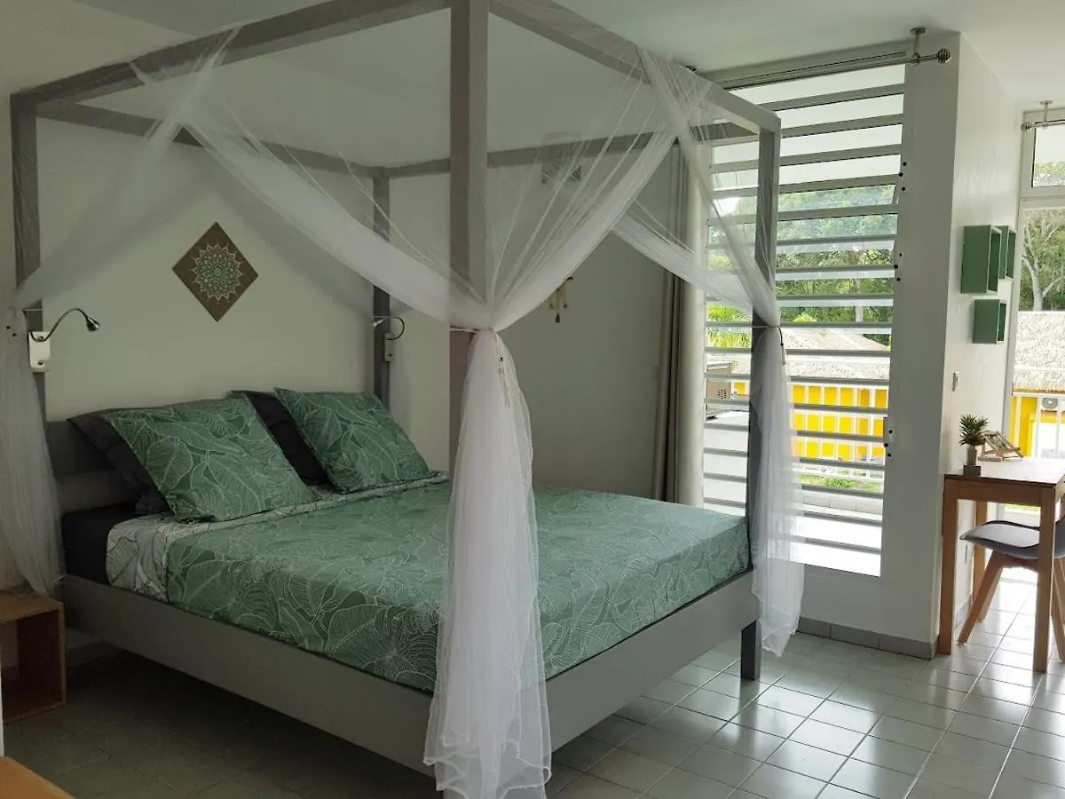 Residence Kawann Plage & Piscine - Toumalacai 249 Folle Anse